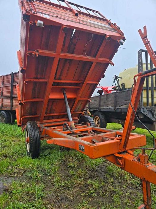 Reboque agricola tribasculante galucho 2000 kg - usado