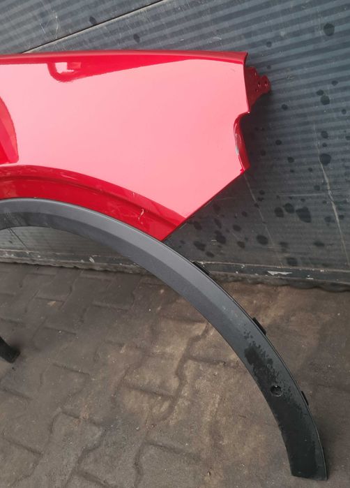 Ford Explorer EV błotnik przedni prawy 24r