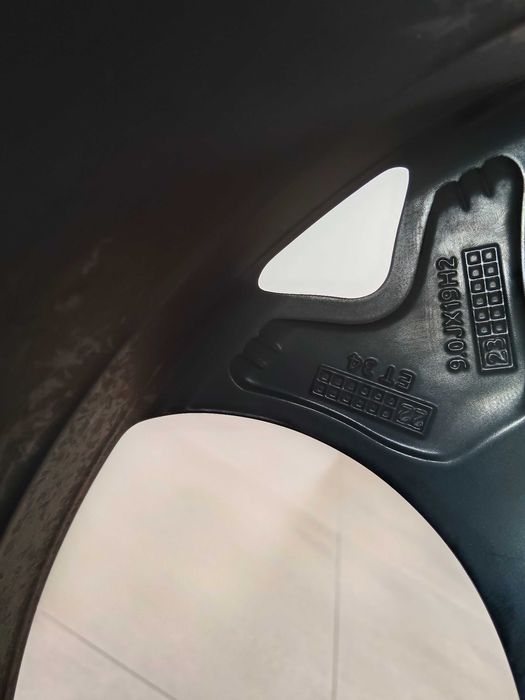 Felga Alfa Romeo Giulia VELOCE 9Jx19 ET34 

Felga Alfa R