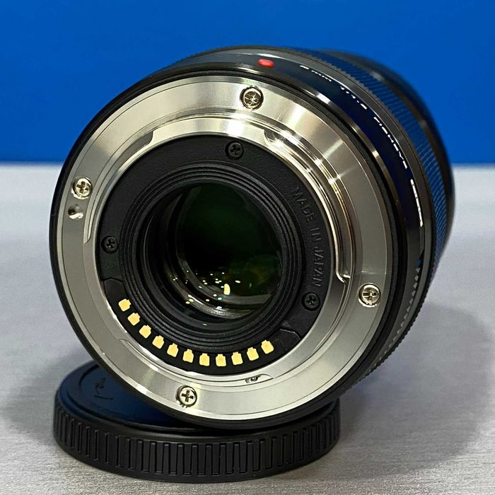 Olympus M.Zuiko ED 8mm f/1.8 Fisheye PRO (NOVA - 3 ANOS DE GARANTIA)