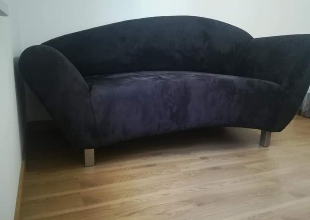 Sofá veludo preto