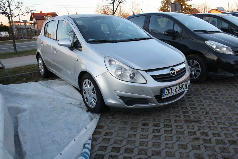 Opel corsa D 1.2benz.,2007r,5drzwi,ładny