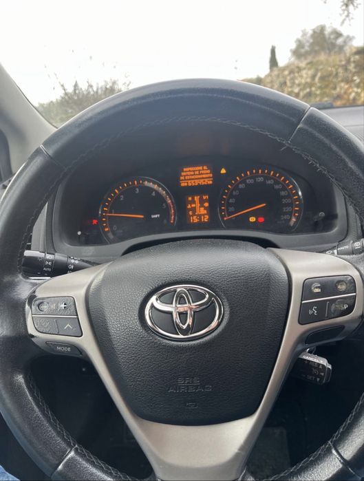 Carrinha toyota avensis