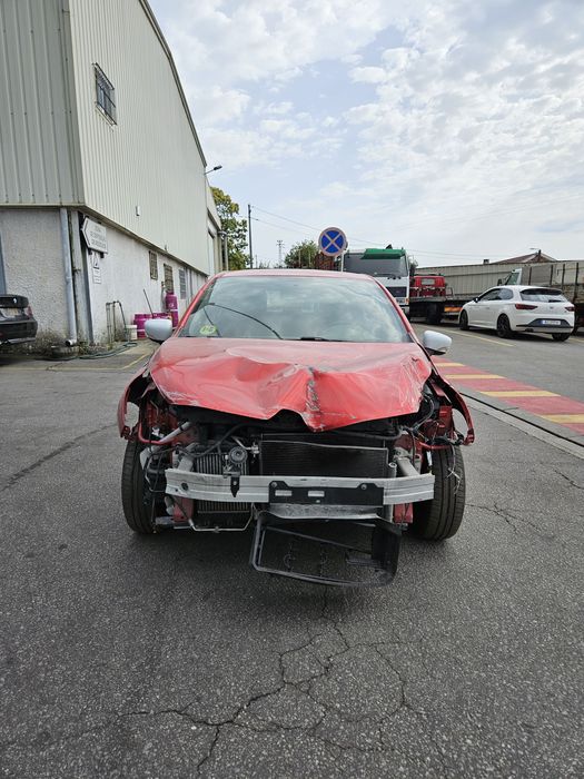 Renault Clio IV 1.5 DCi de 2015 para peças