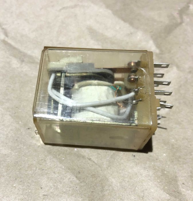 Реле РП 21 на 24 / 110 / 220 вольт (в т.ч. і для акваріумів)