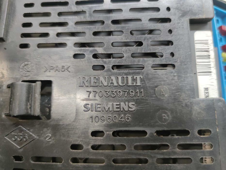 Renault Scenic I Skrzynka Bezpieczników Moduł BSI
