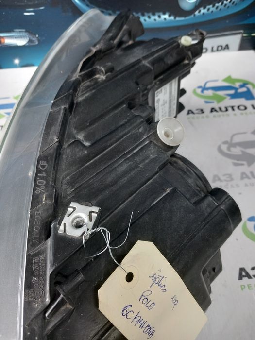 Ótica direita Volkswagen Polo