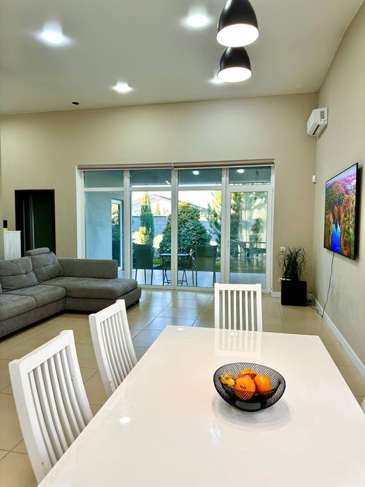 Продам дом с ремонтом Новоалександровка