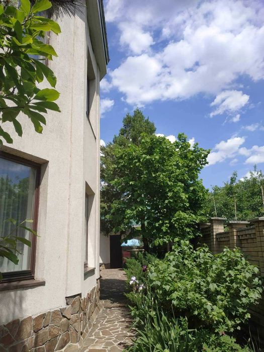 Продам дом м. Алексеевское б. Фронтовиков