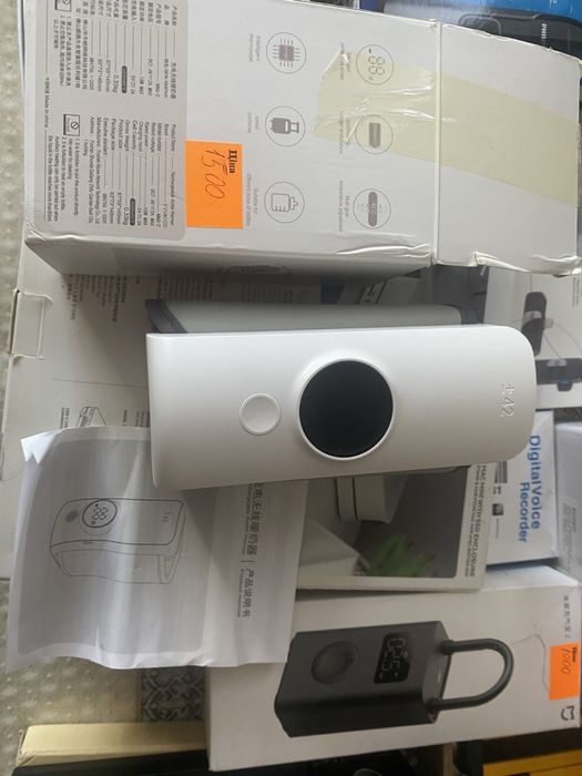 портативний підігрівач для дитячих пляшечок.