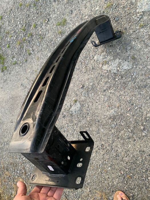 Усилитель переднего бампера шкода октавия А7 Skoda Octavia A7 разборка