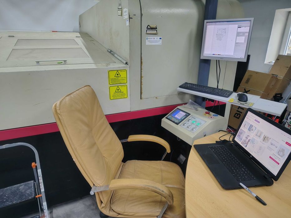 Laser CO2 CNC Goldenlaser