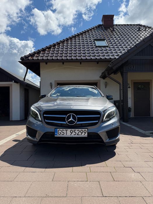 Mercedes Benz GLA 250 4 Matic