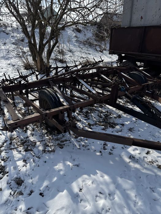 Культиватор КПС 4, плуг 5 крпусный