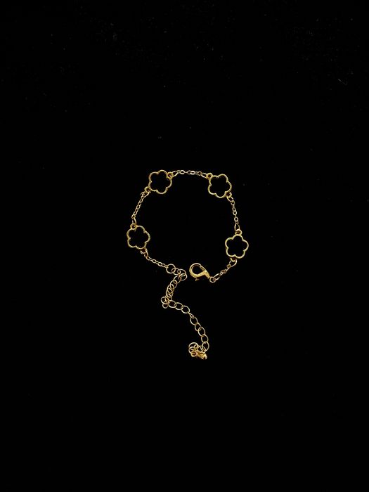 Pulseira Vintage com trevos pretos