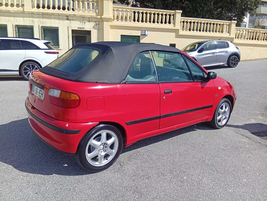 Fiat Punto bertone517371312630016009