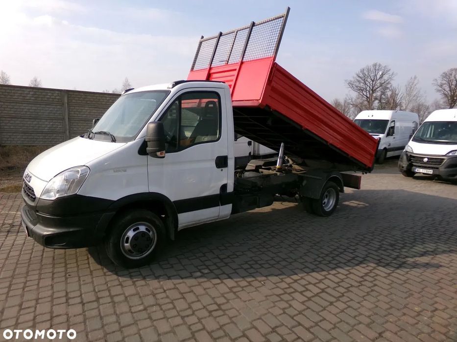 Iveco Iveco 35c15 wywrotka 3,0  Iveco 35c15 3,0 diesel  wywrotka 3 stronna bliźniak zarejestrowany