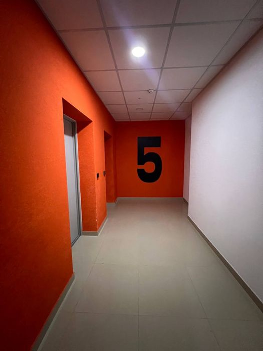 Продам однокімнатну квартиру ЖК Акварель 8