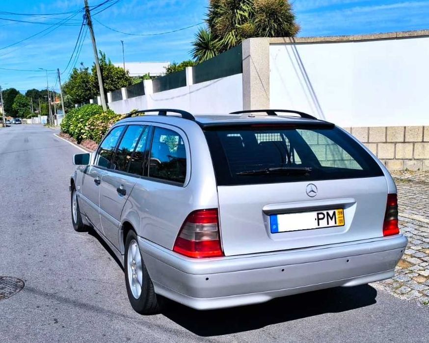 Mercedes-Benz C 250 — fotografia 3