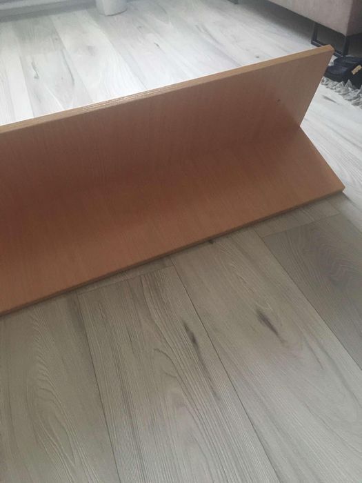 Drewniana półka do powieszenia