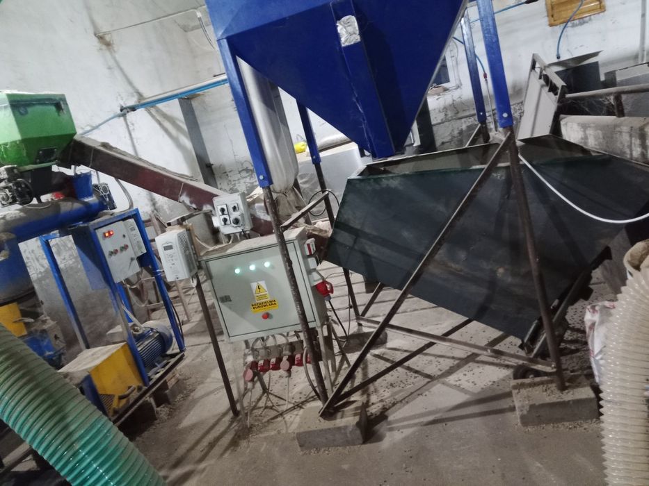 Podajnik trocin, biomasy do peleciarki/pellet