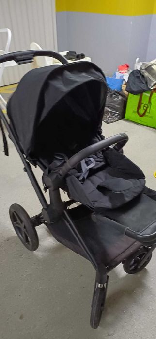 Carrinho bebe / Modelo: Priam Platinum Cybex  - Preto