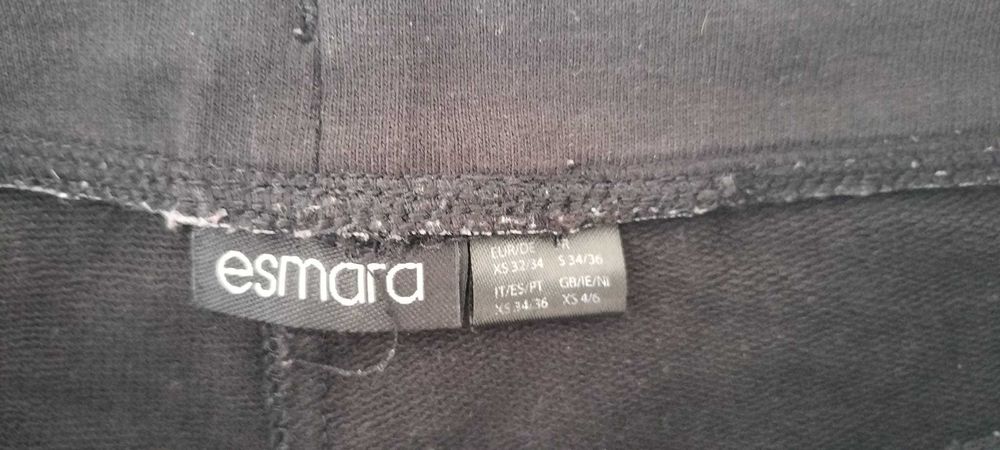 Calções pretos Esmara