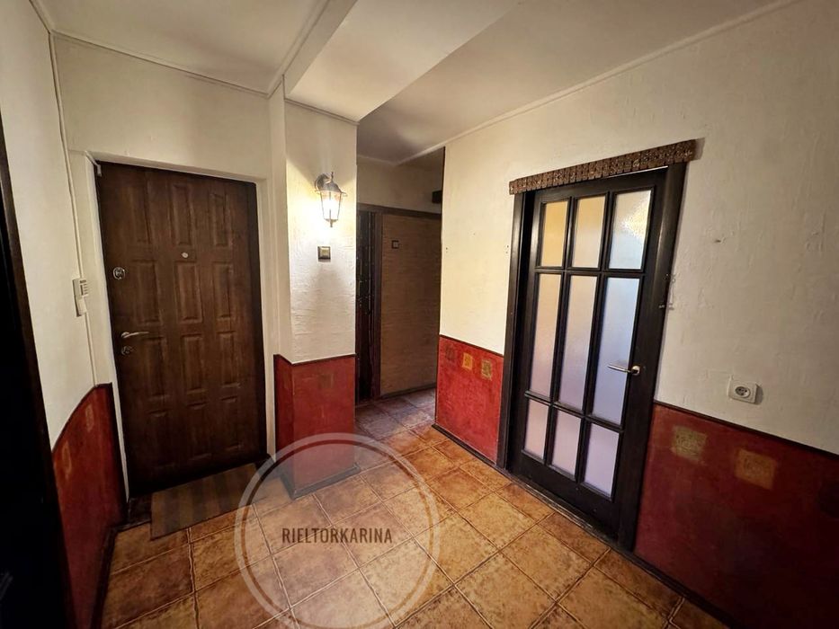 Соляні/Шкільна зуп. Продаж 3к квартири з великою лоджією. Сертифікат