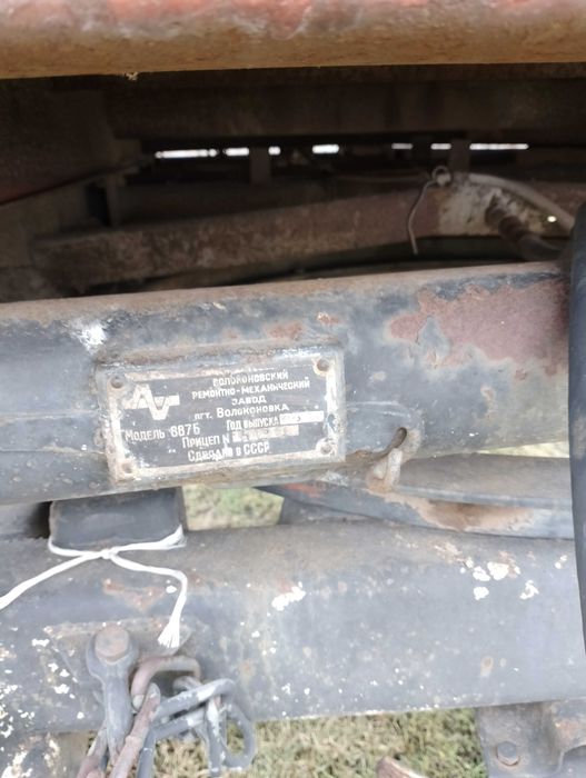 Причіп для трактора