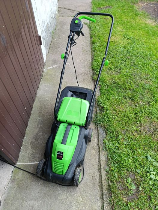 Косарка Grunhelm em6118m