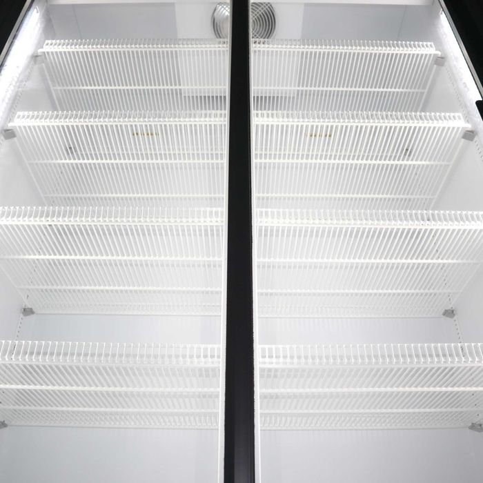 Armário de frio com duas portas de correr em vidro