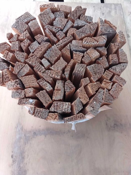 Drewno sosna na rozpałkę