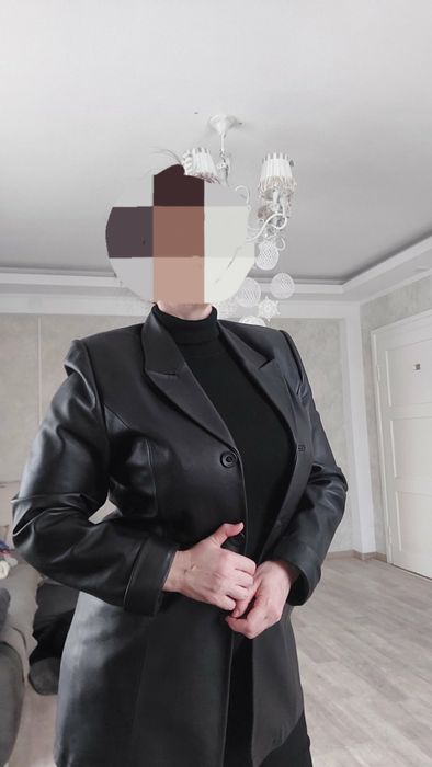 Женская кожаная куртка