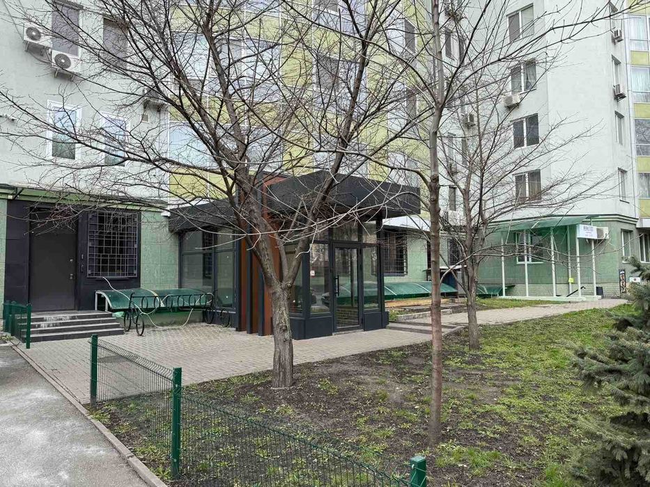 Від Власника, Фасадне приміщення 100 кв.м, біля метро Васильківська.