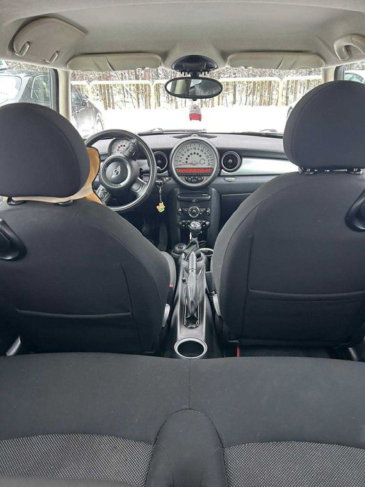 Sprzedam MINI ONE 2011r.