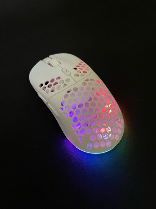 Rato sem fios gaming mais tapete novo nas respectivas caixas, fatura