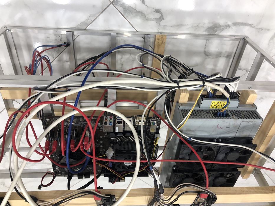 Майнинг ферма.Майнинг.