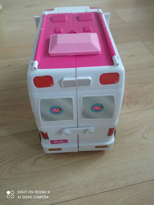 Kareta Barbie z akcesoriami