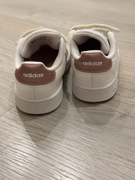 Adidas n. 25 ténis