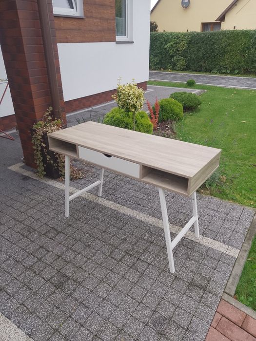Stolik ,biurko szerokość 120 cm