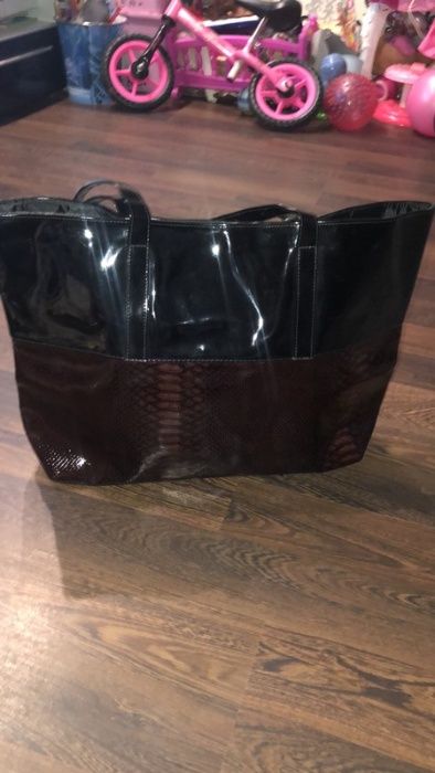 torba Elizabeth Arden