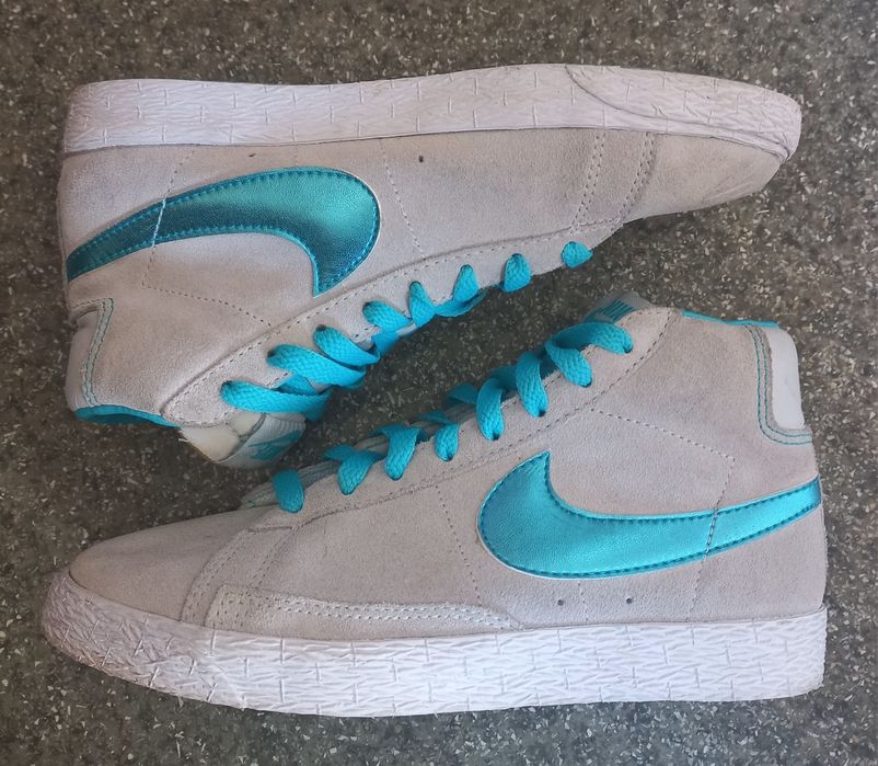 Кросівки жіночі Nike Blazer Mid 77, розмір 35