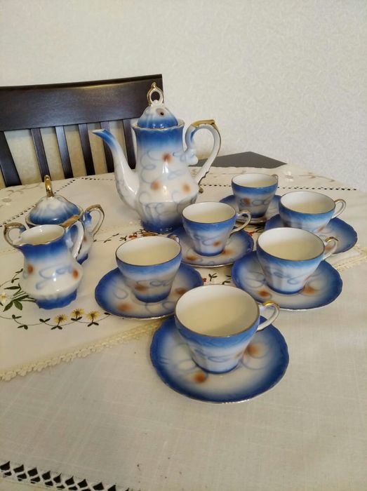 Zestaw kawowy porcelanowy z pozytywką