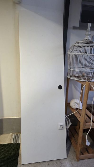 Tampo de mesa com tomada elétrica e usb