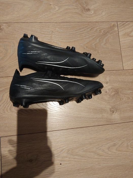 Męskie Korki PUMA Ultra 5
ULTRA 5 PLAY FG/AG 10768902