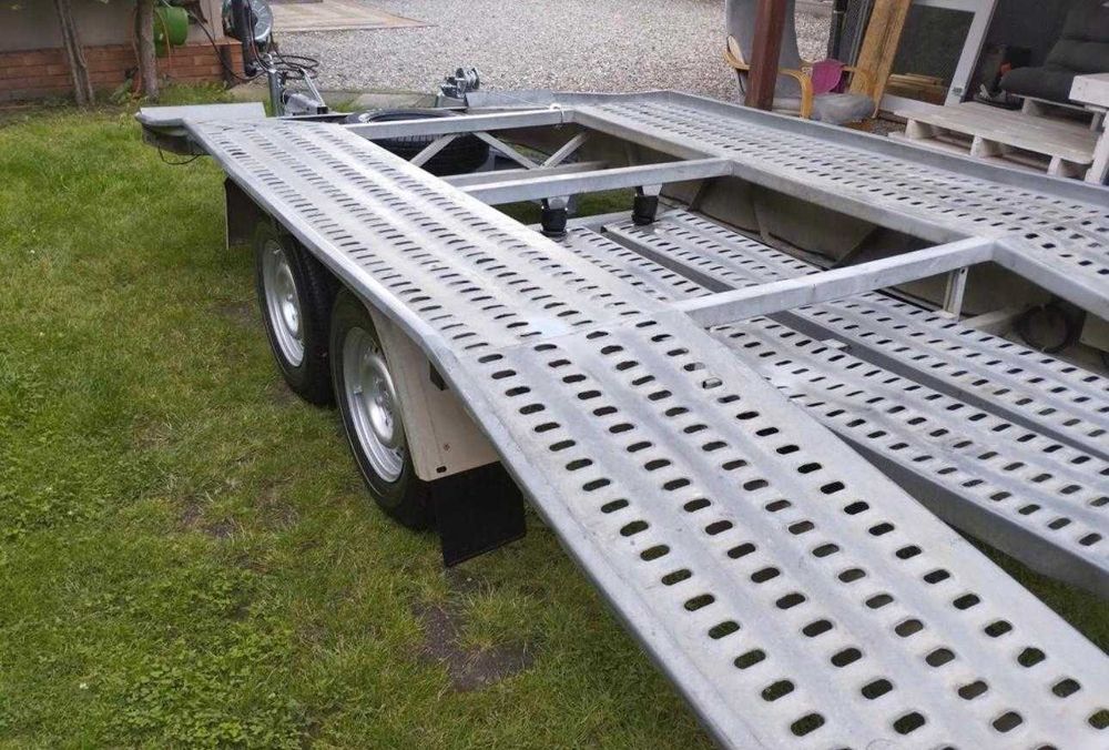 Reboque porta carros boro