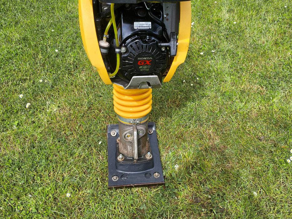 Stopa BOMAG BT 60  Super stan