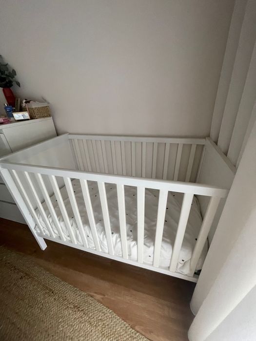Berço ikea branco  + colchão