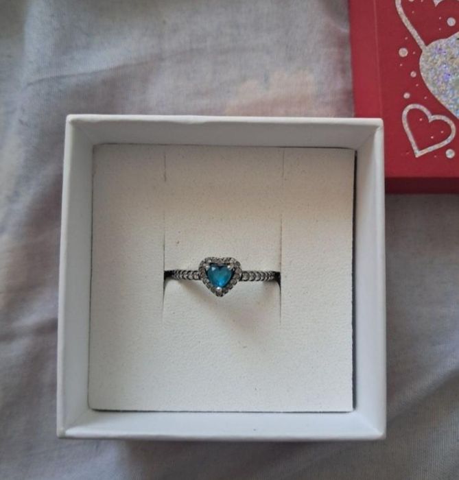 Каблучка пандора