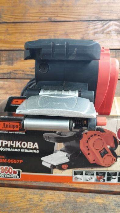 Стрічкова шліфувальна машина Dnipro-M BS-94S
